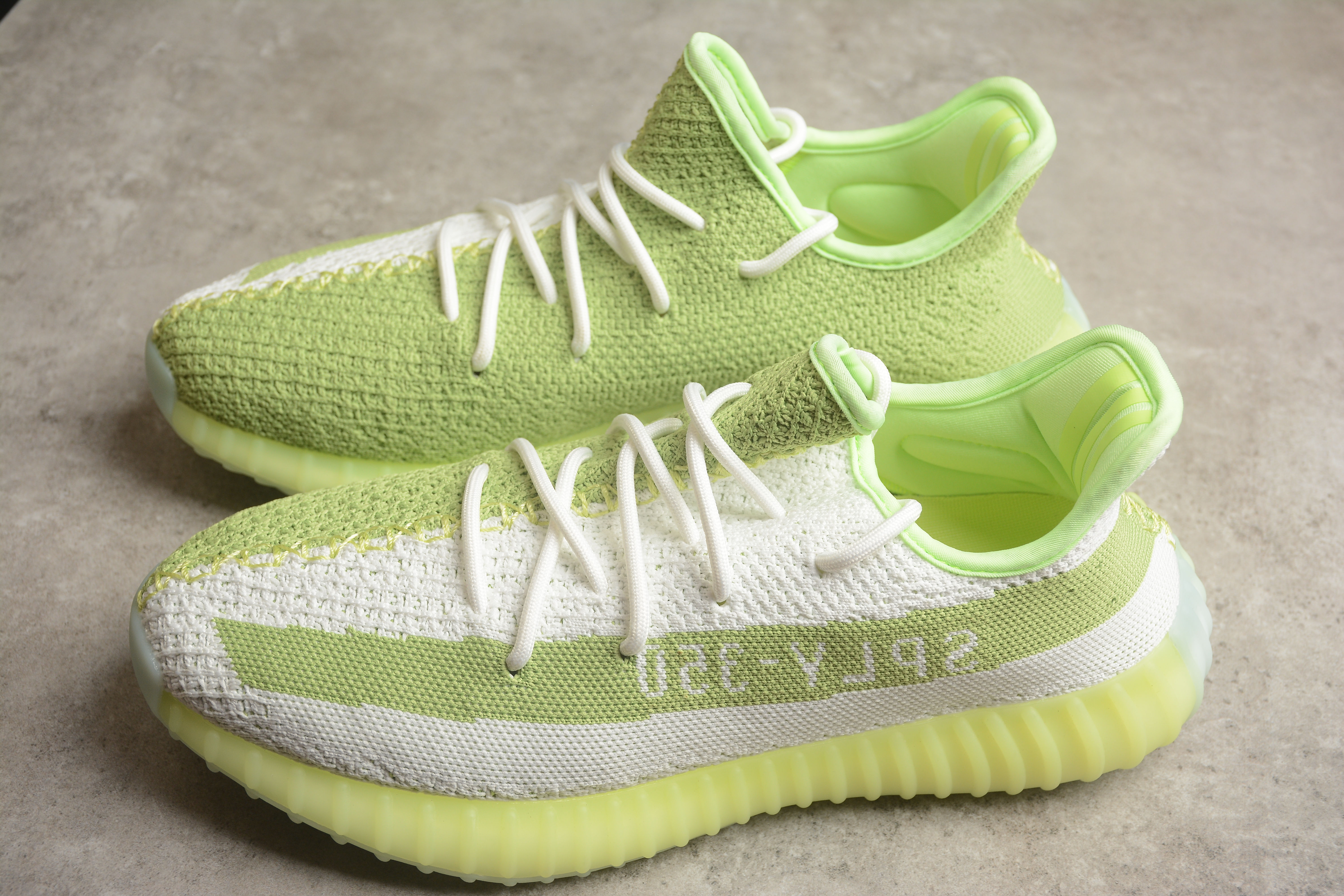 Adidas Yeezy Boost 350V2