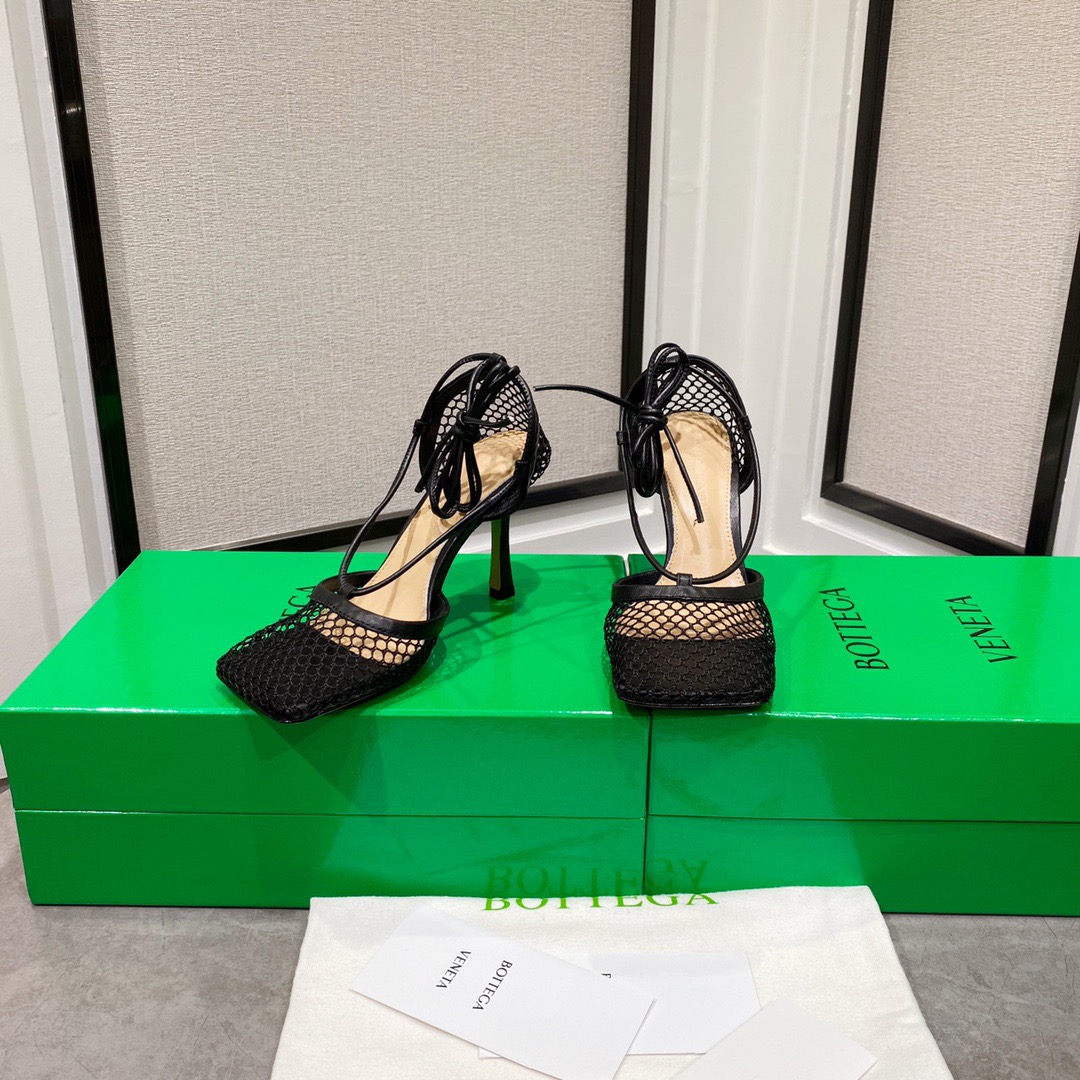 BOTTEGA VENETA Women's Stretch heels