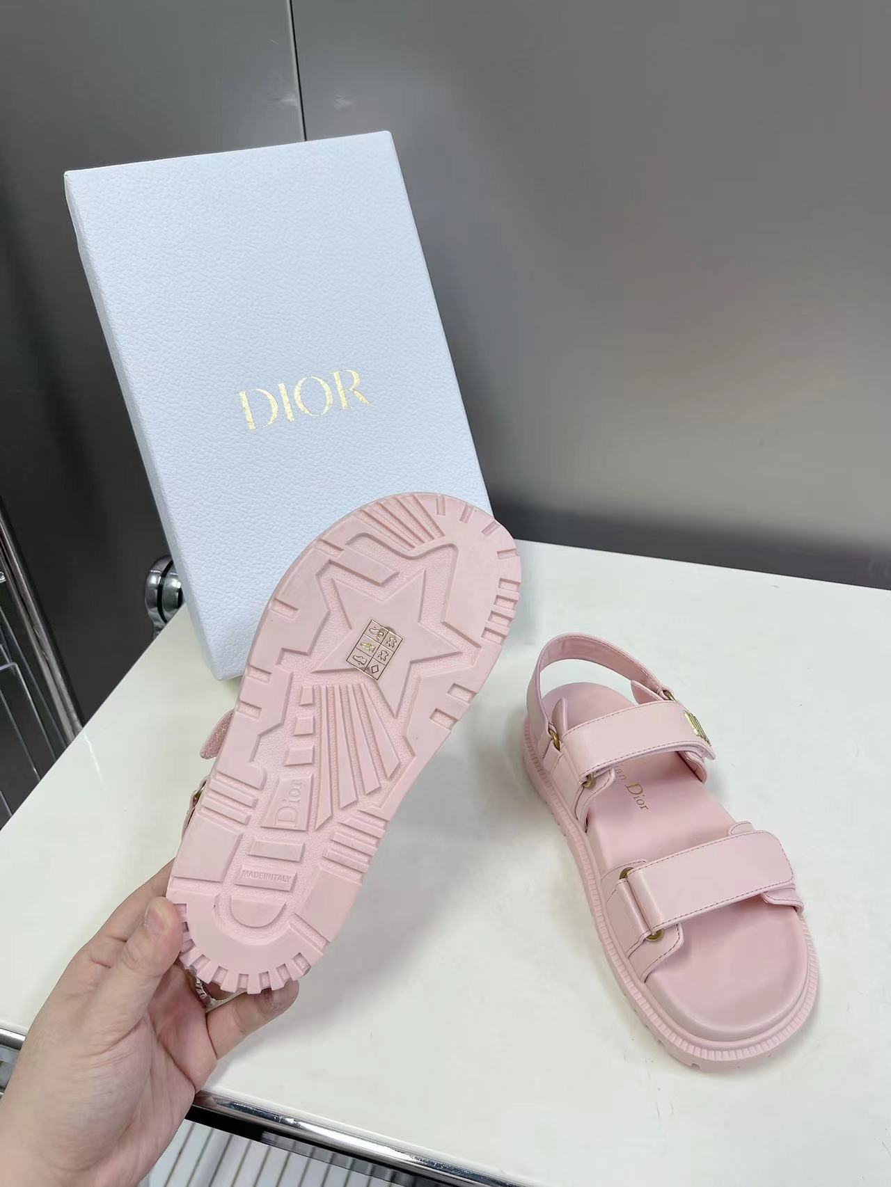 DIOR DIORACT Sandals