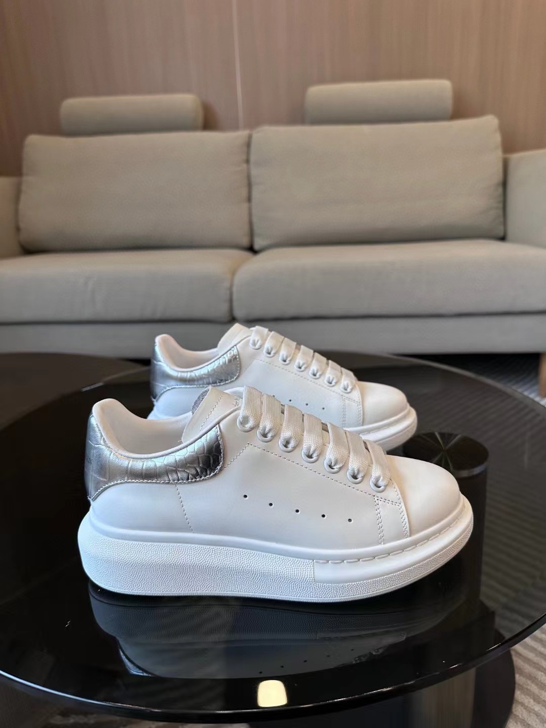 ALEXANDER McQUEEN Sneakers