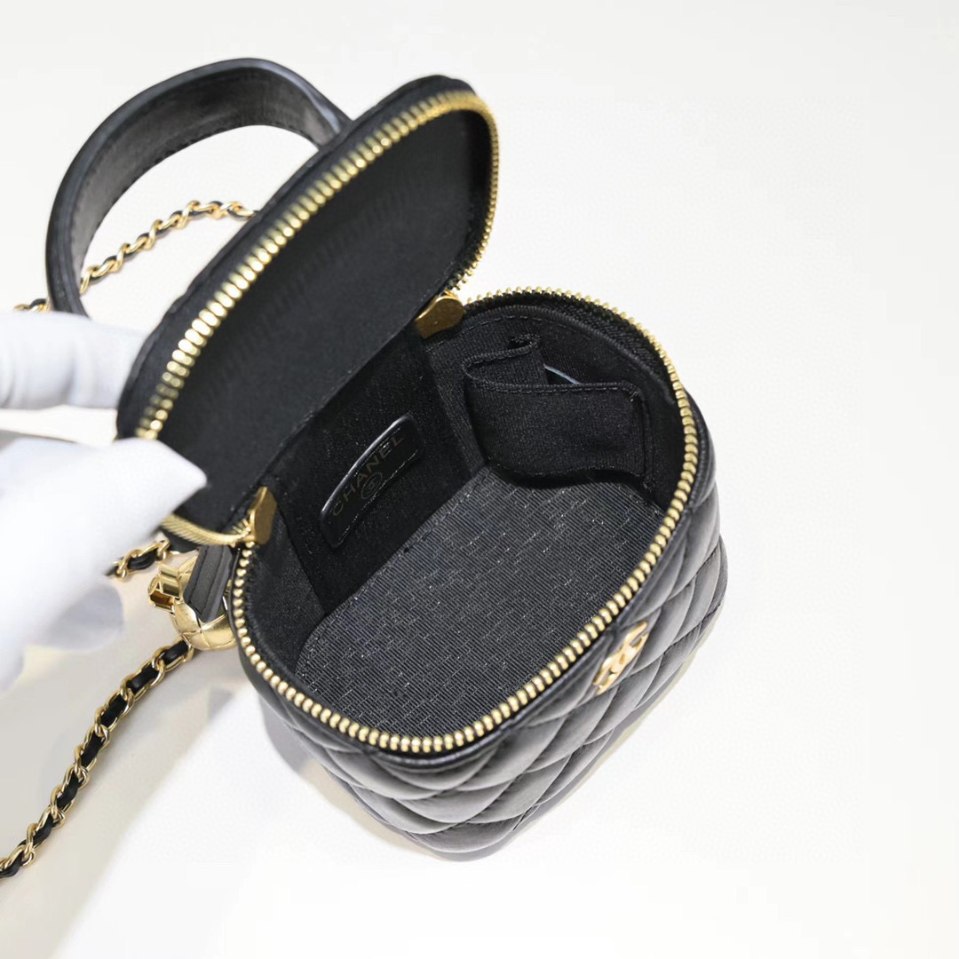 CHANEL Small portable makeup case