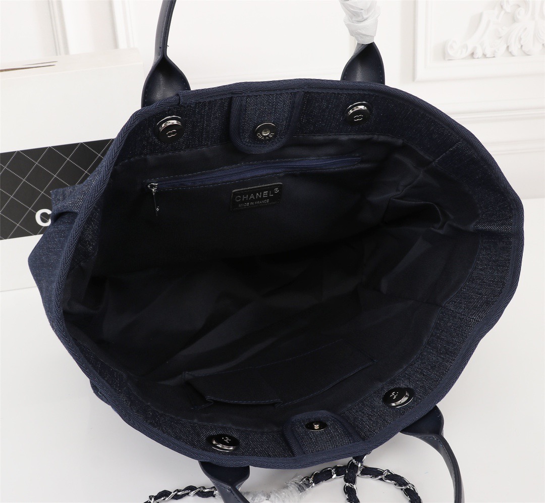 CHANEL 31 RUE CAMBON Bag