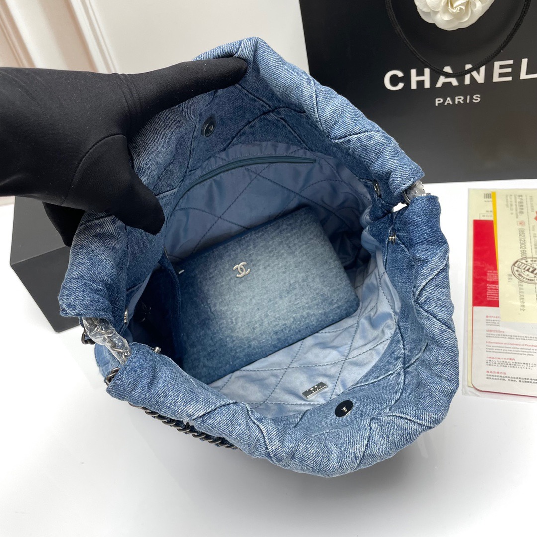 CHANEL Denim chain bag