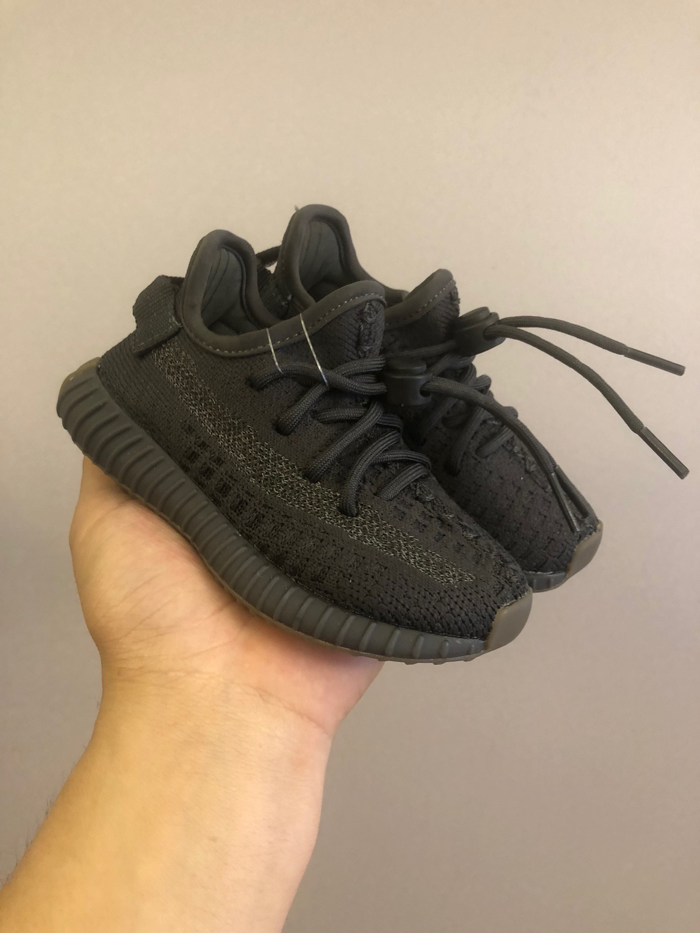 Yeezy 350 Kid shoes