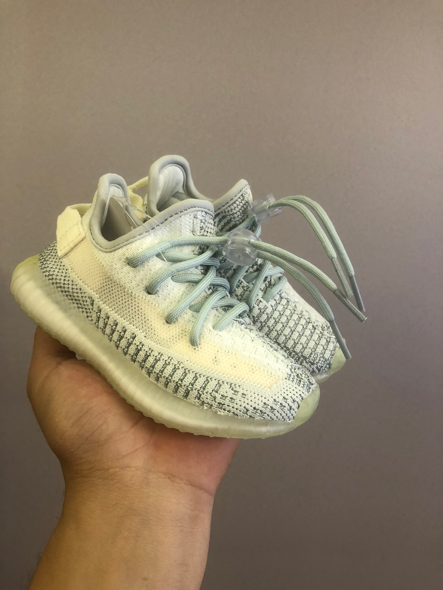 Yeezy 350 Kid shoes