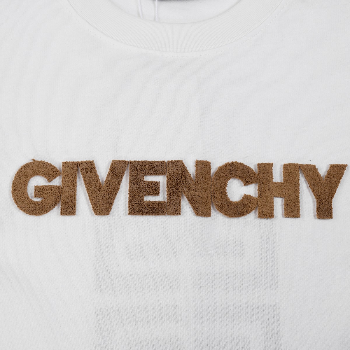 GIVENCHY T shirt