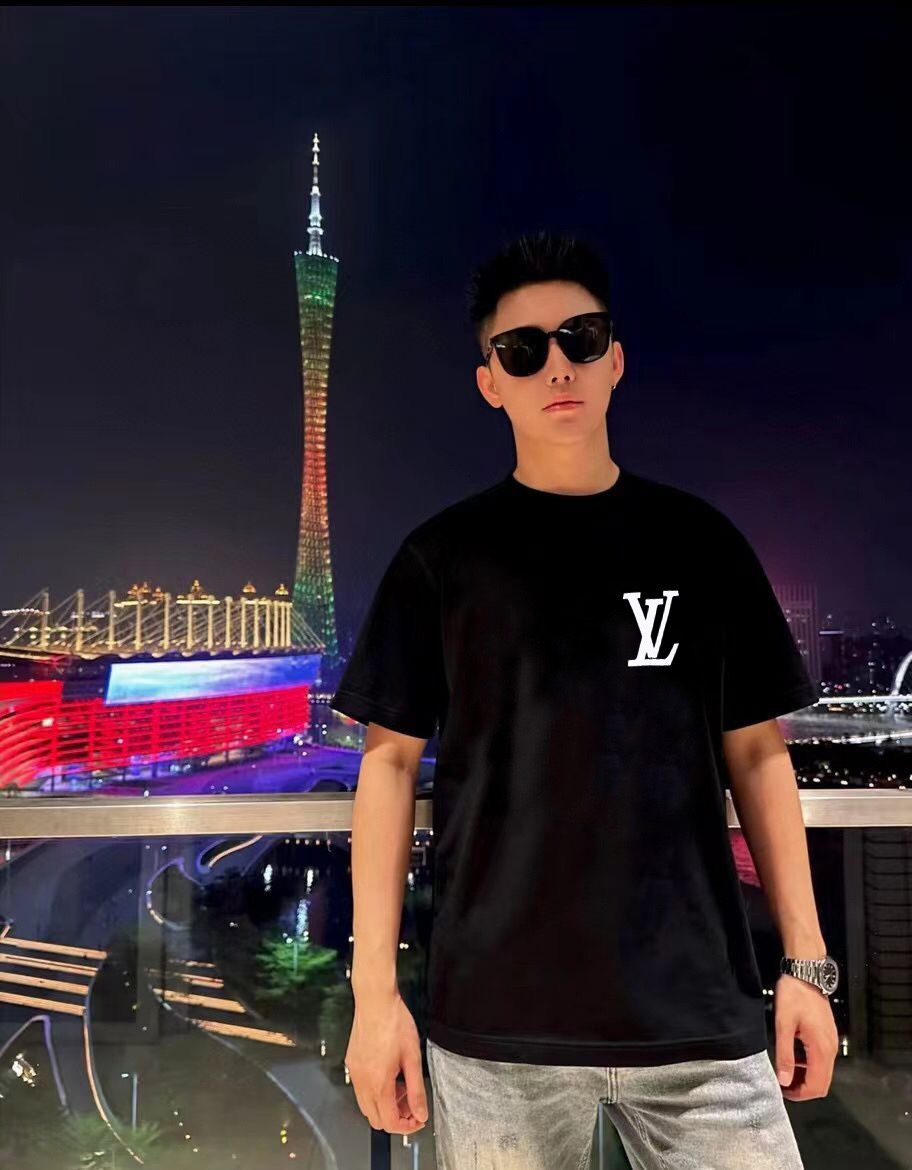 LV T shirt
