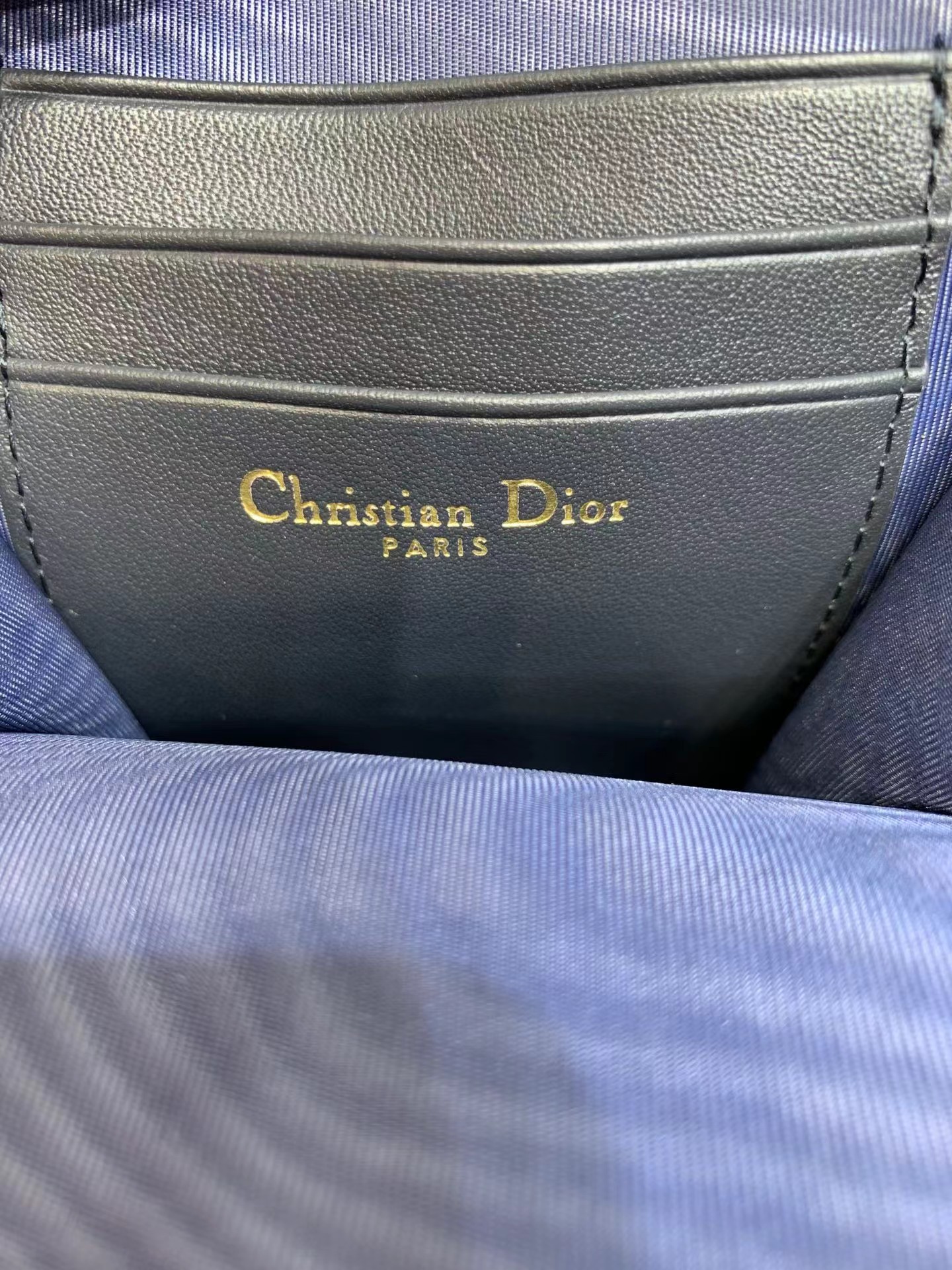 DIOR 30 MONTAIGNE PHONE HOLDER
