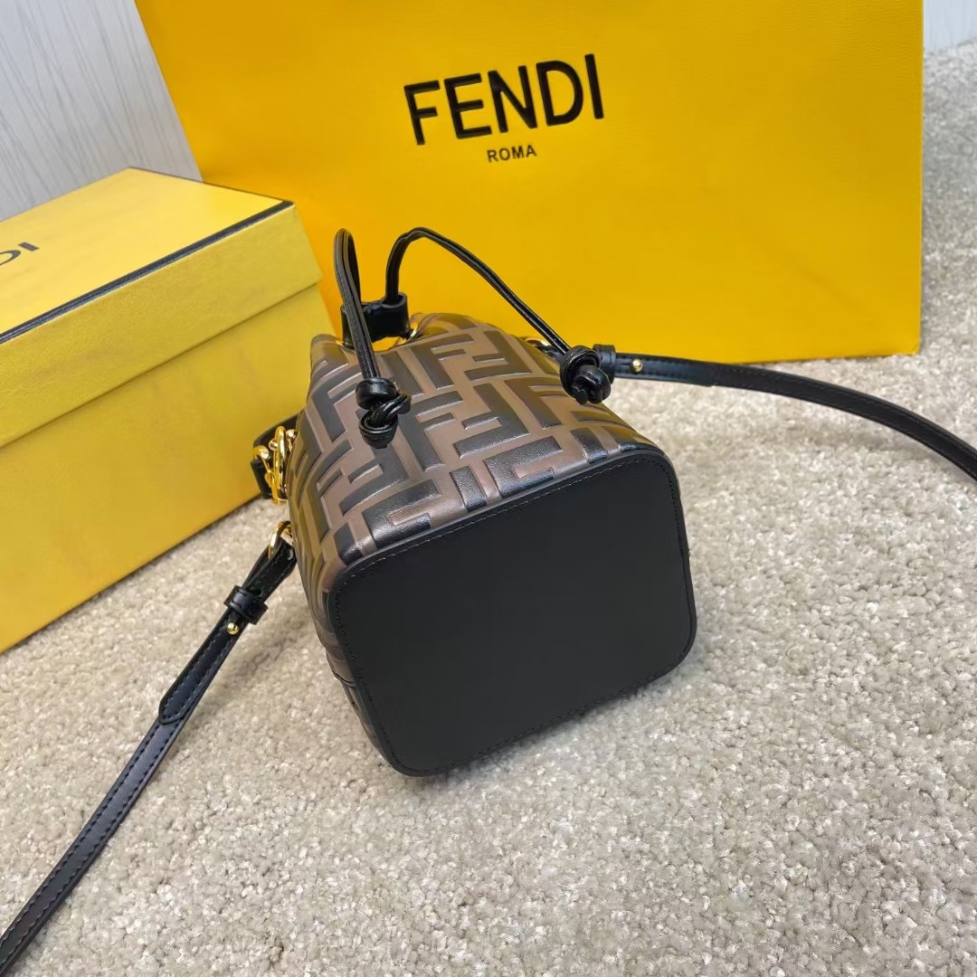 FENDI Small bucket handbag