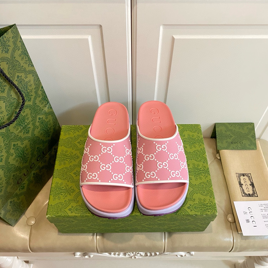 GUCCI Slippers