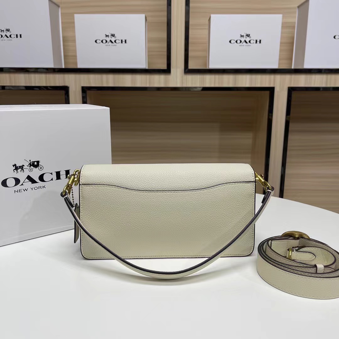 COACH Tabby Shoulder bag