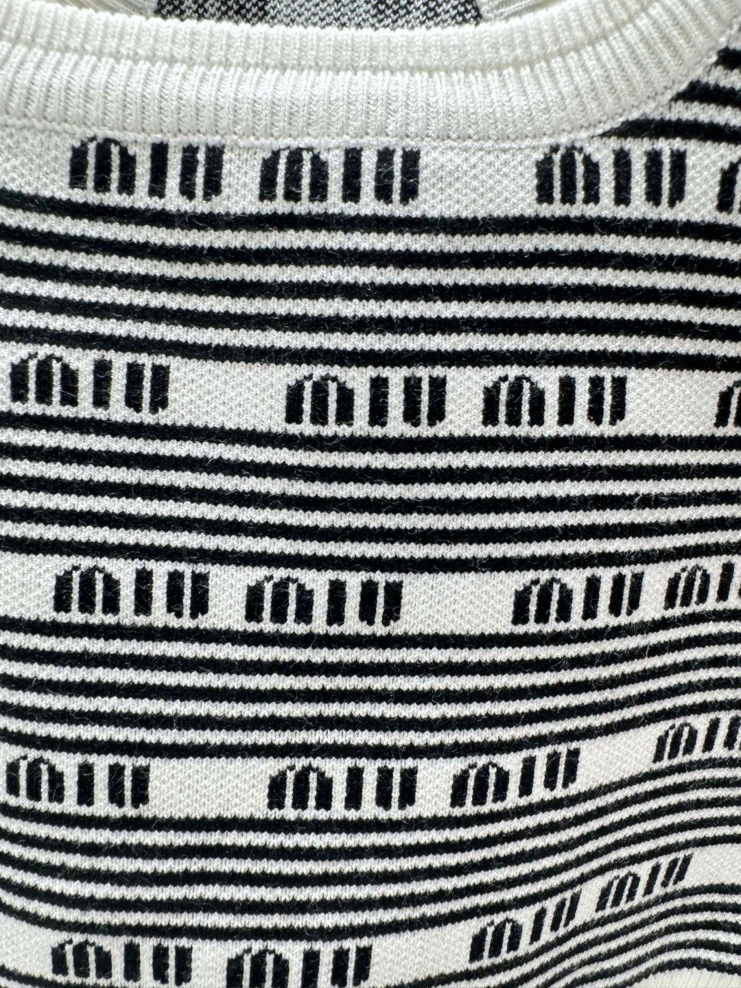 Miu Miu Knit crew neck vest