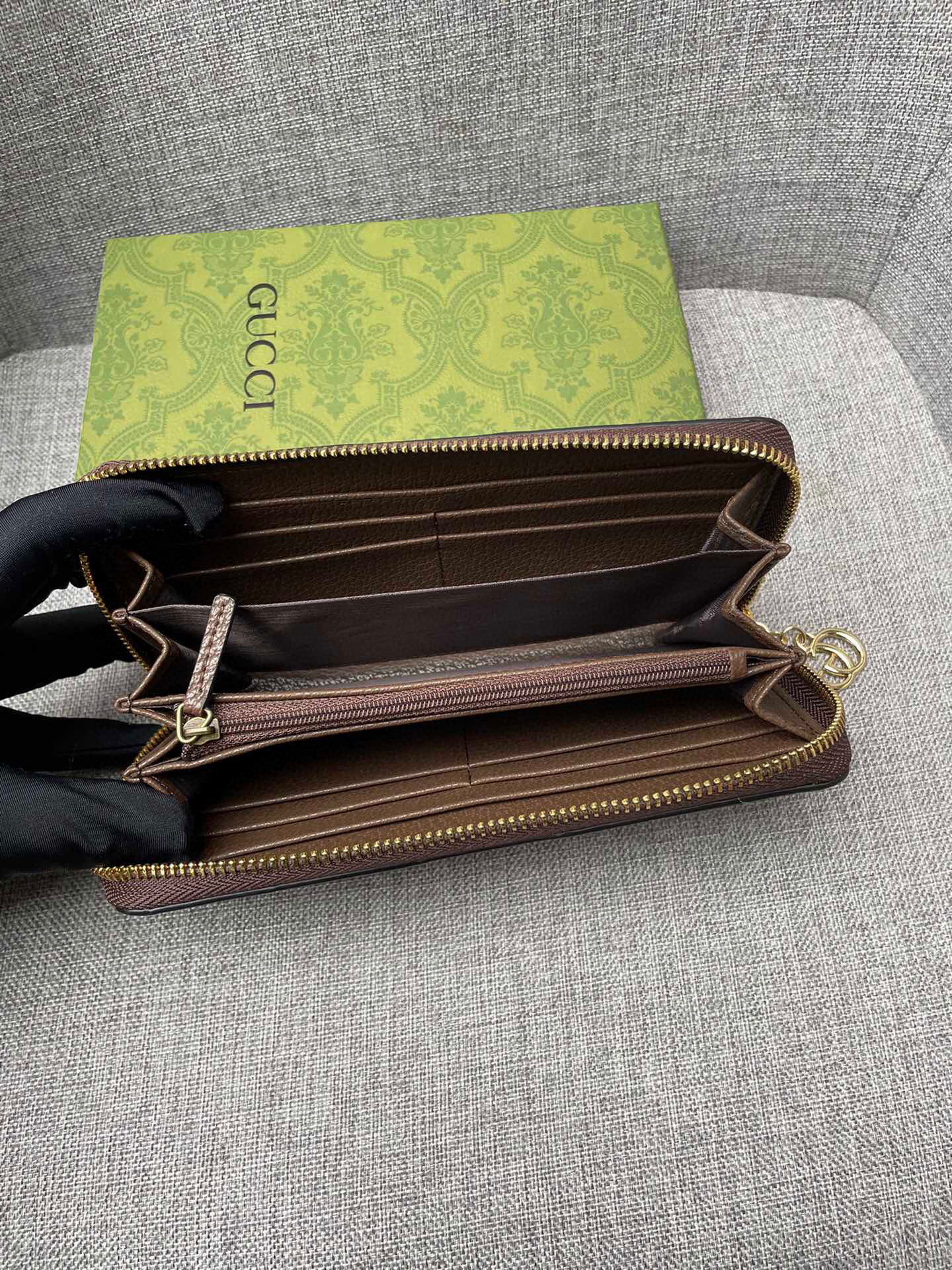 GUCCI wallet