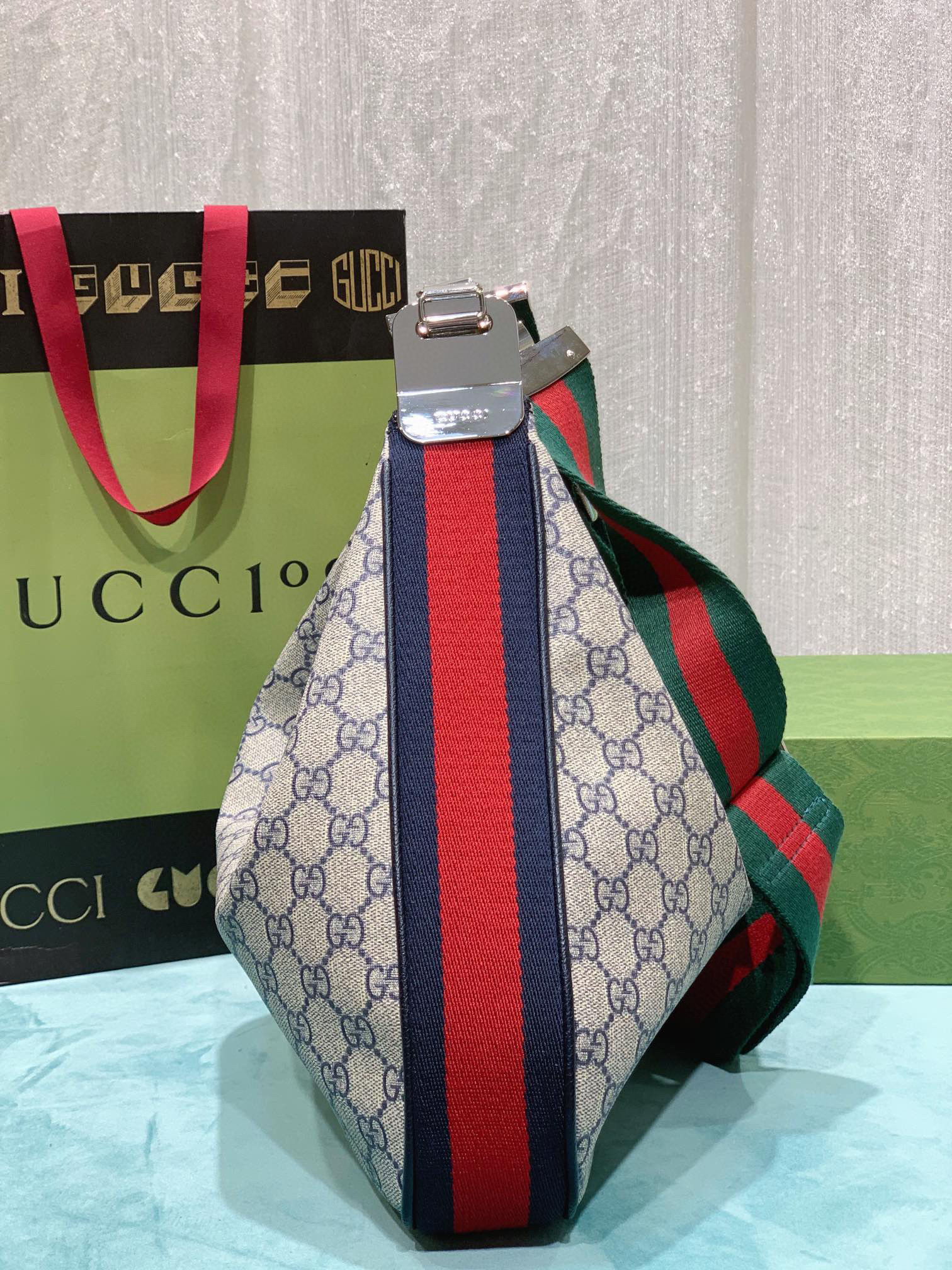 GUCCi Handbag