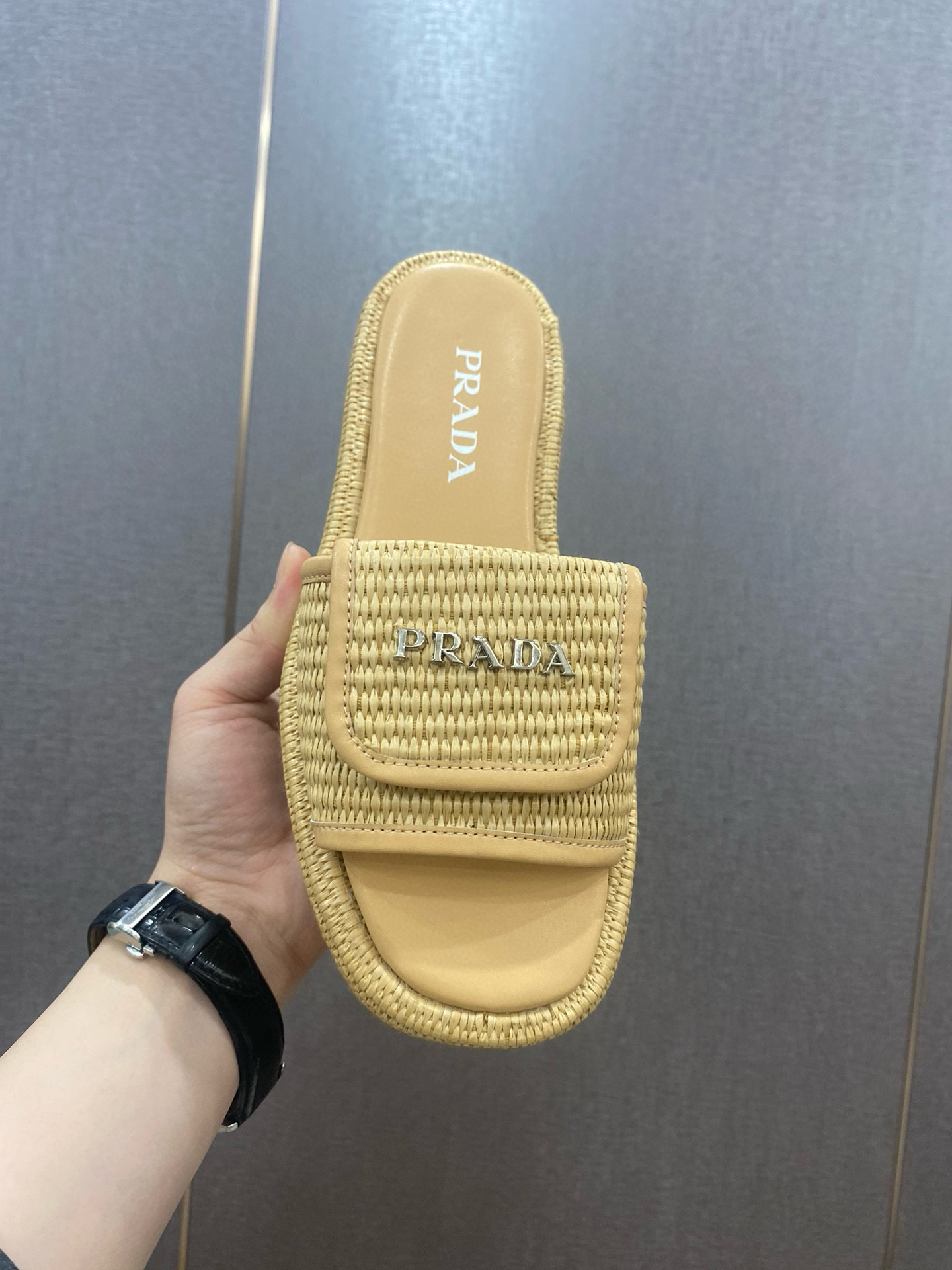 PRADA Flip straw tow Slippers