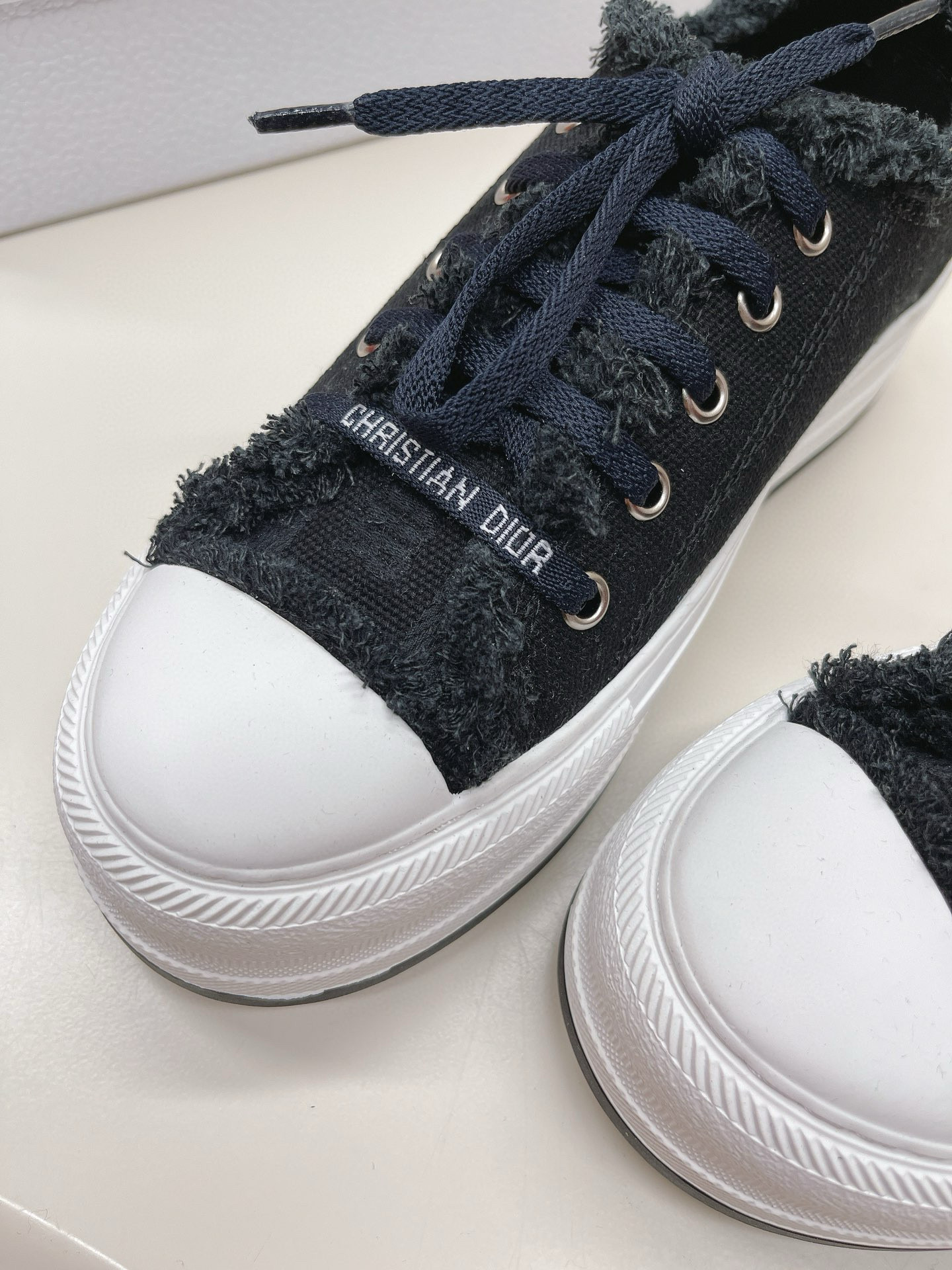 DIOR Walk'n Sneakers