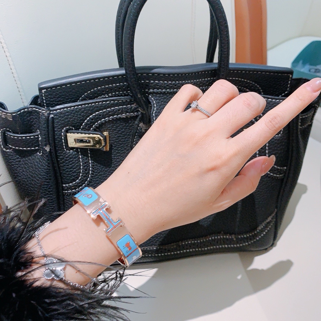 Hermes bracelet