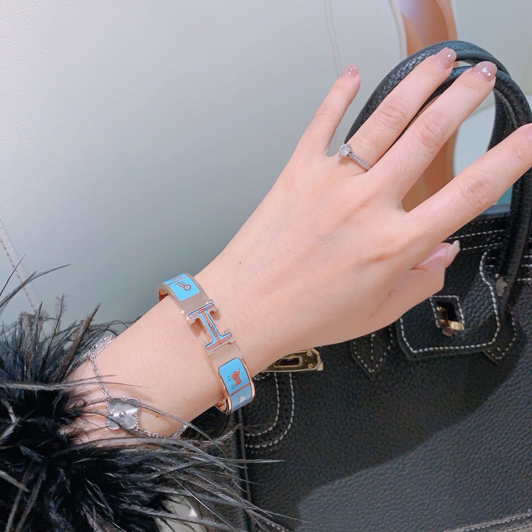 Hermes bracelet