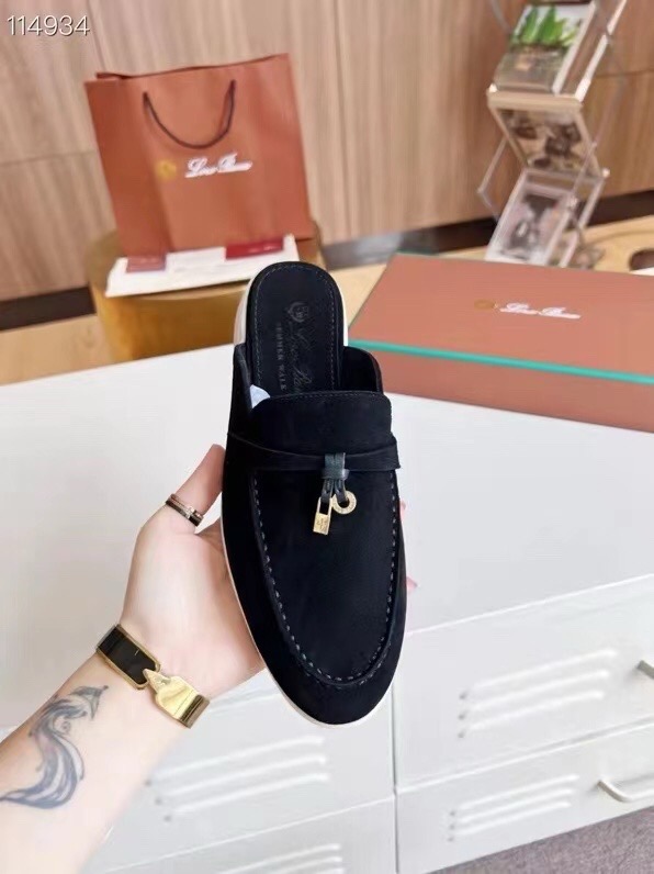 Loro Piana Pullover Slippers
