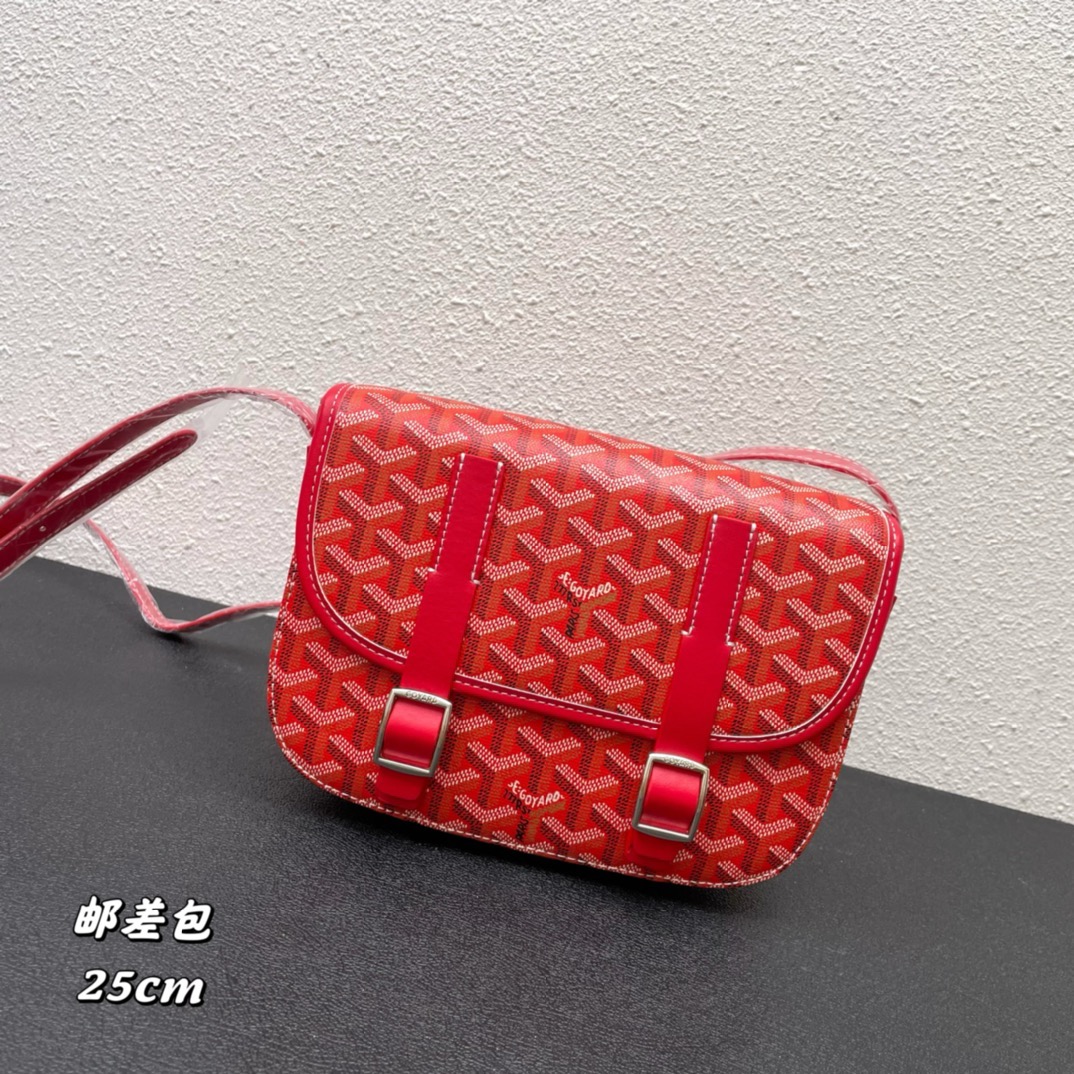 Goyard Messenger bag