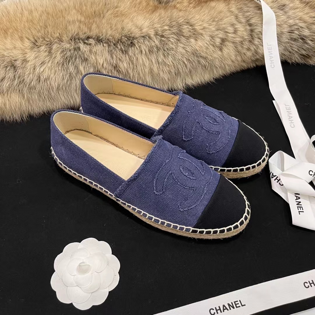 CHANEL Fisherman shoes Loafers