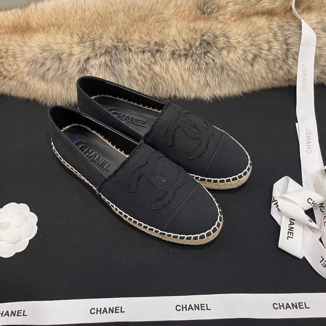 CHANEL Fisherman shoes Loafers