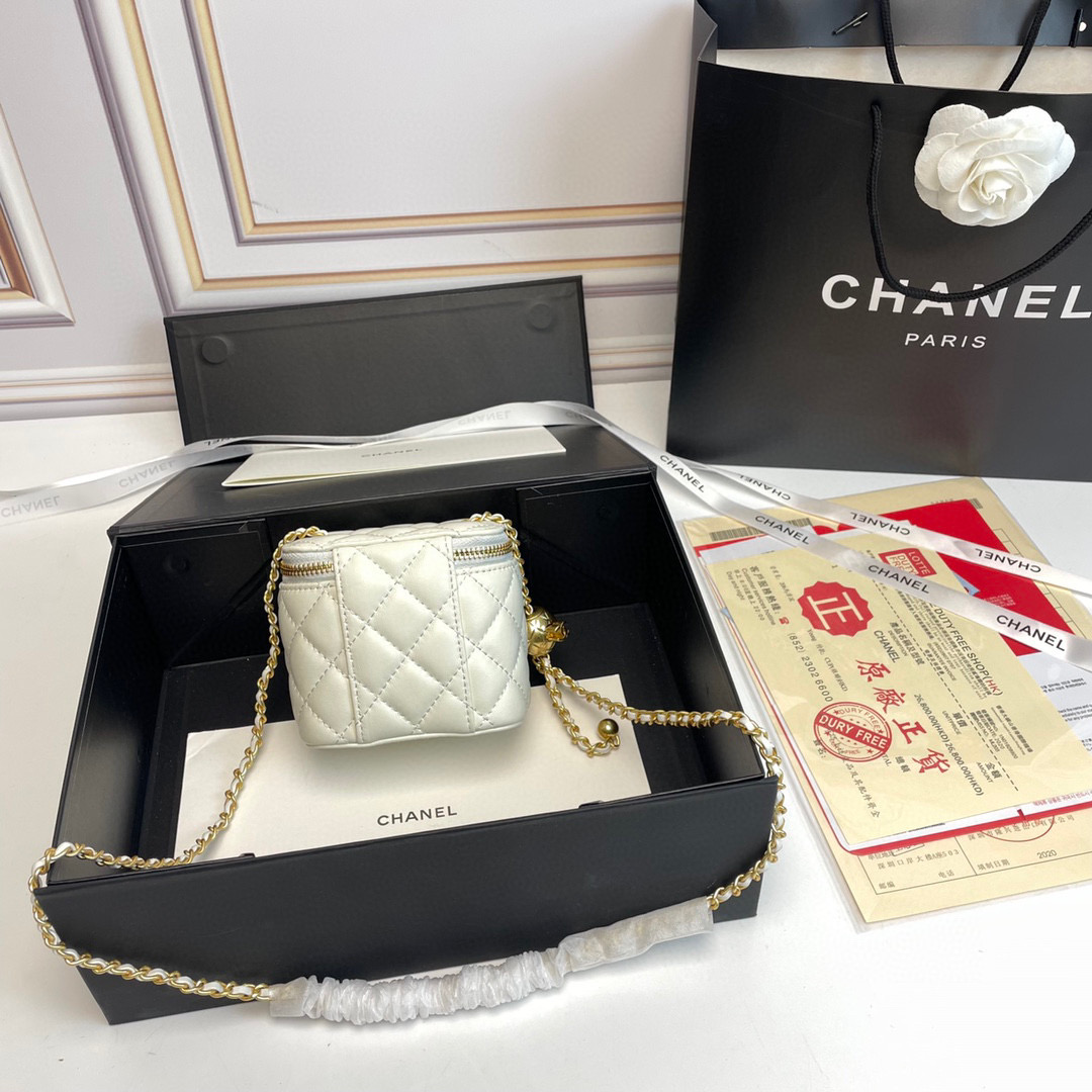CHANEL mini portable makeup case