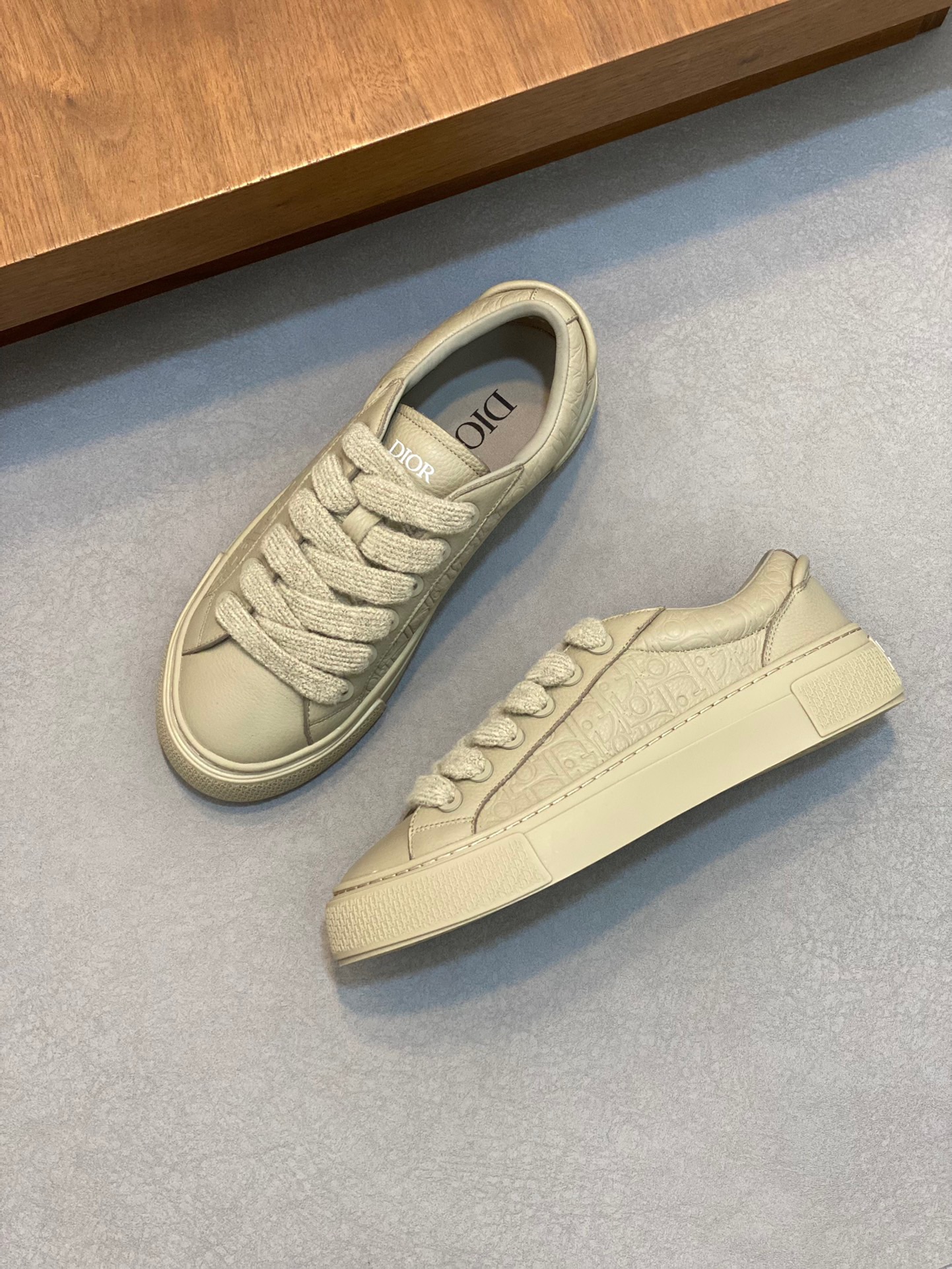 Dior x Denim Tears co-branded B33 sneakers