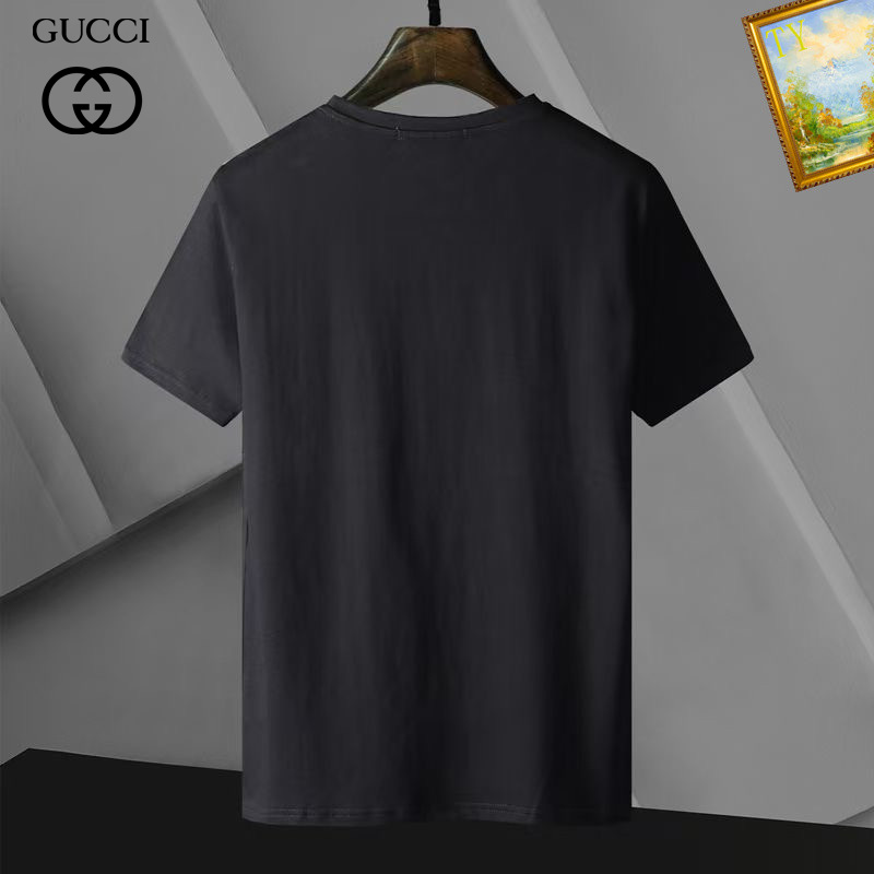 GUCCI T-shirt