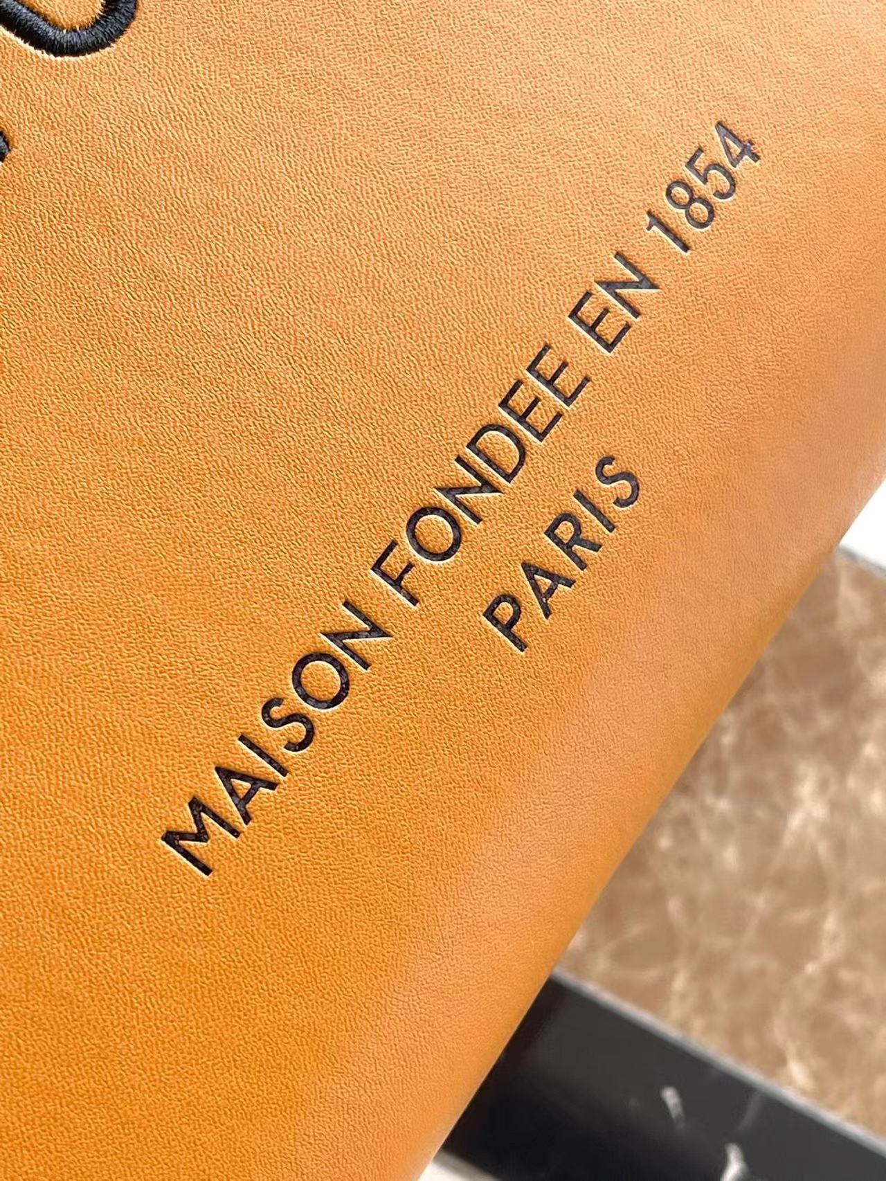 LV Sandwich Handbag(best quality)