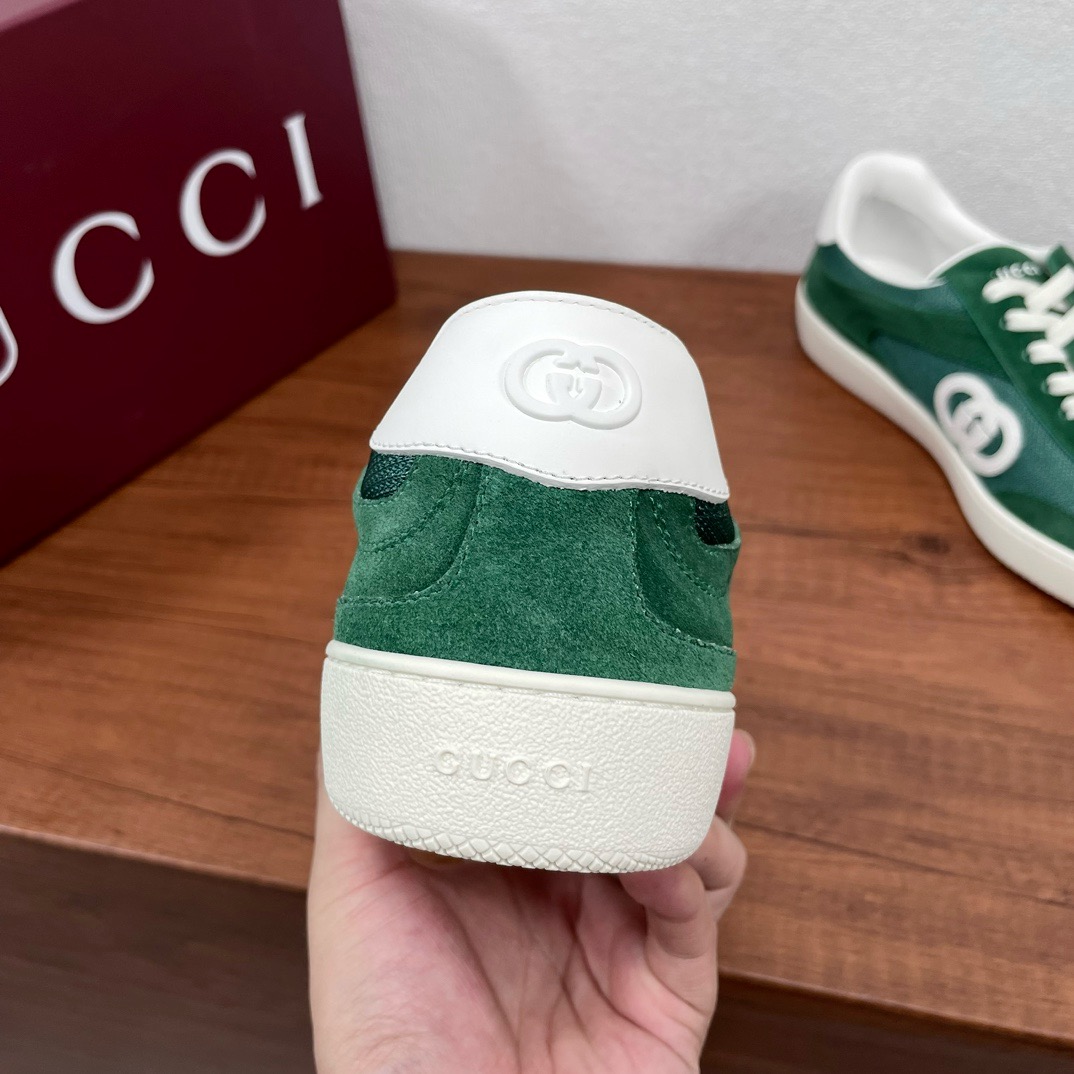 GUCCI Sneakers