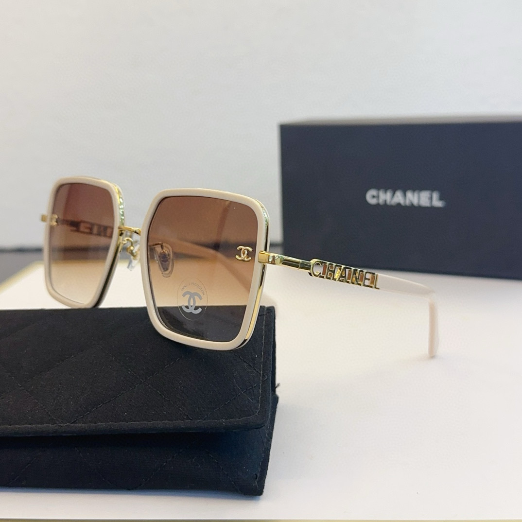 CHANEL sunglasses