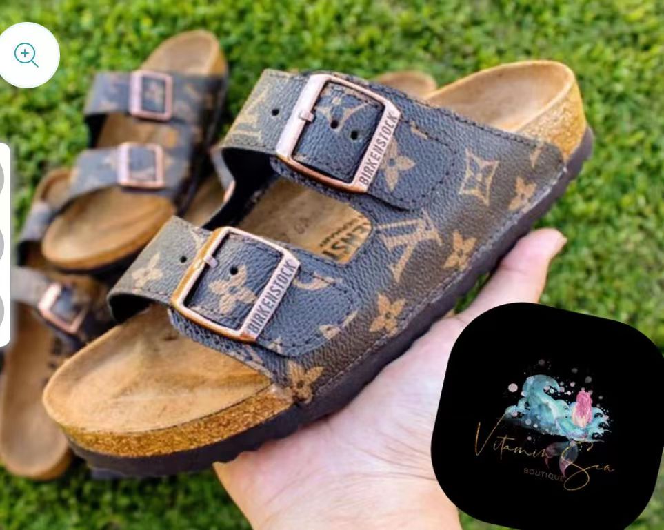 LV Men Slippers
