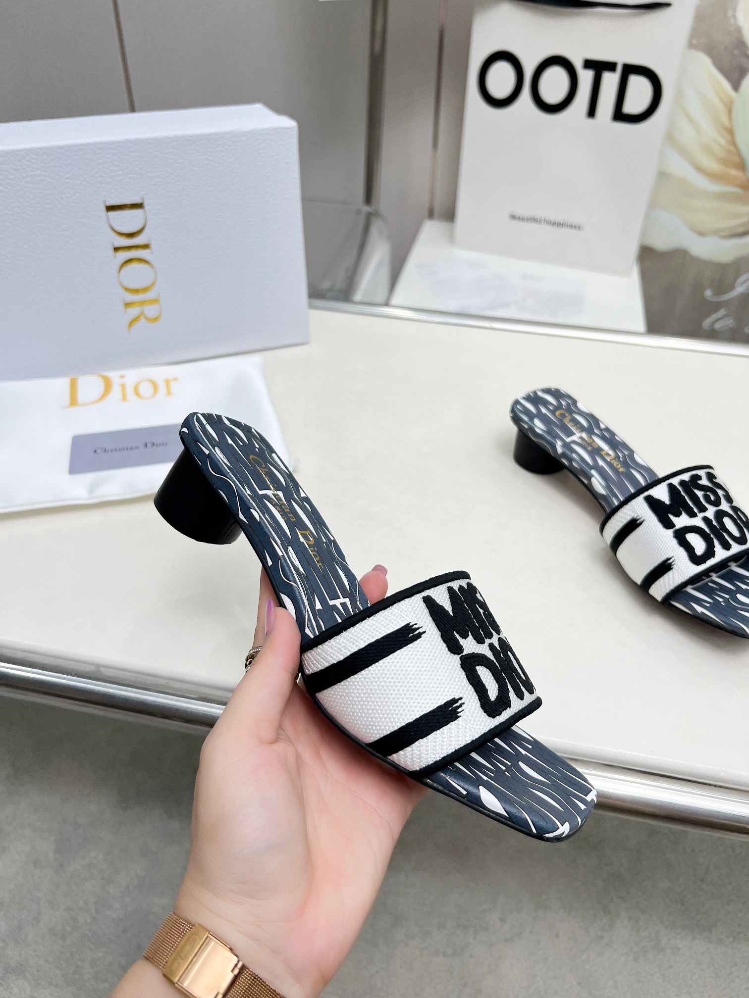 Dway MISS DIOR Slippers（Chunky heel）
