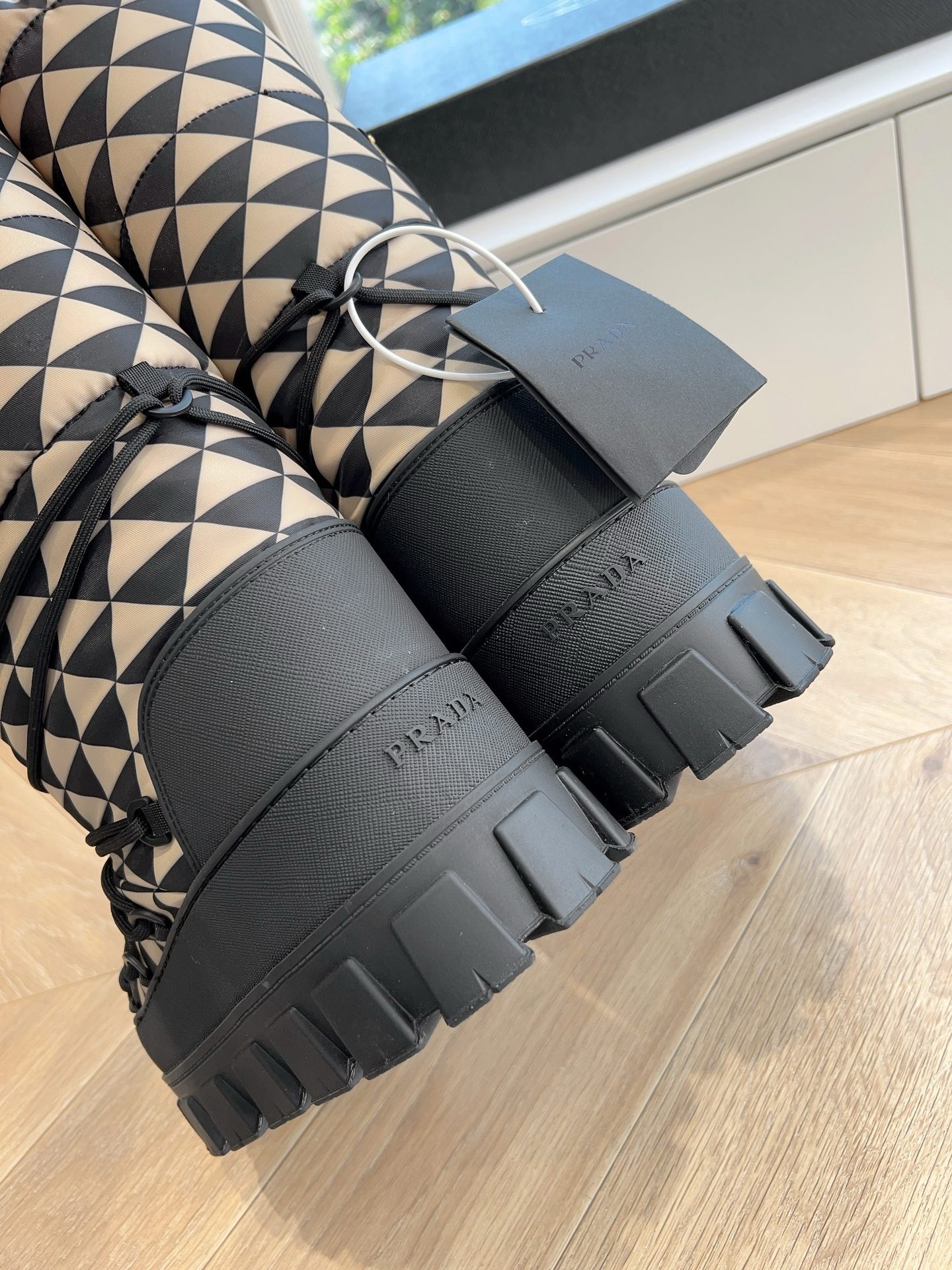 PRADA Snowboots
