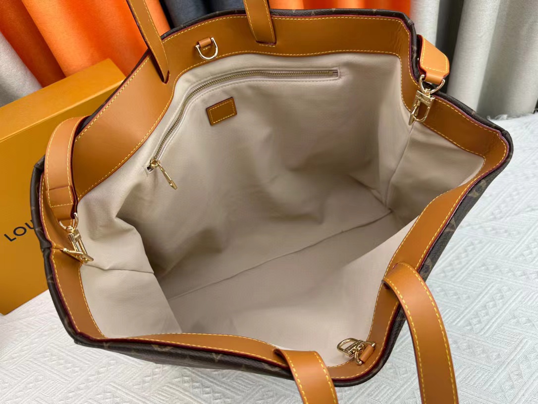 LV Tote Bag