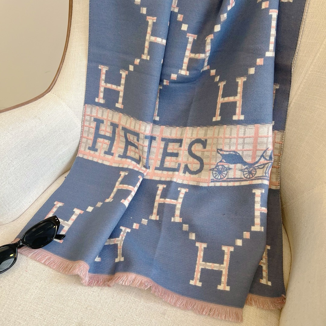 HERMES Tippet Scarf