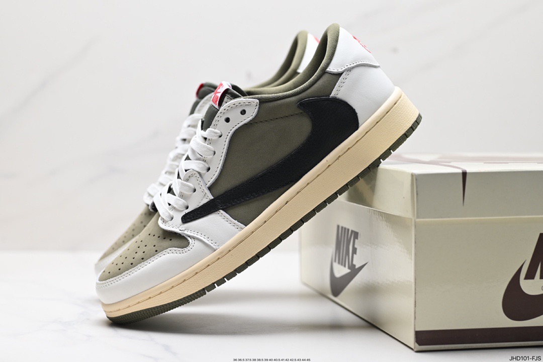 Travis Scott x Air Jordan 1 Low