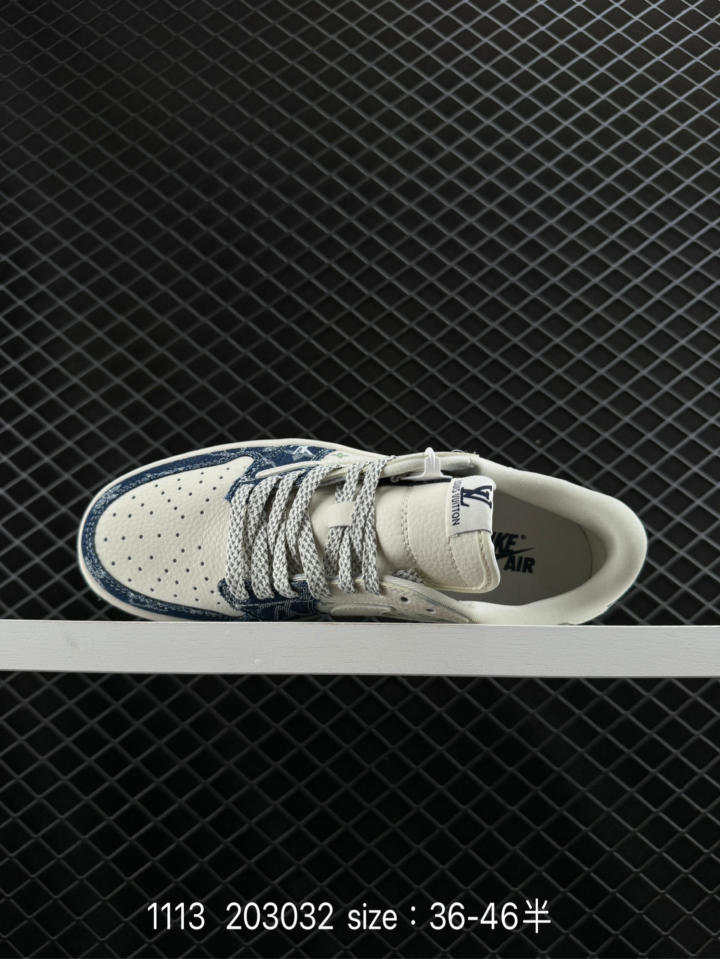 NIKE Travis Scott x Air Jordan 1 ” Reverse Mocha “