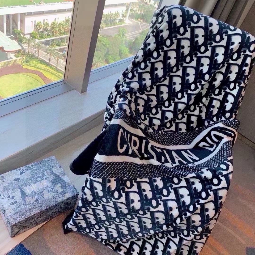 DIOR Blanket