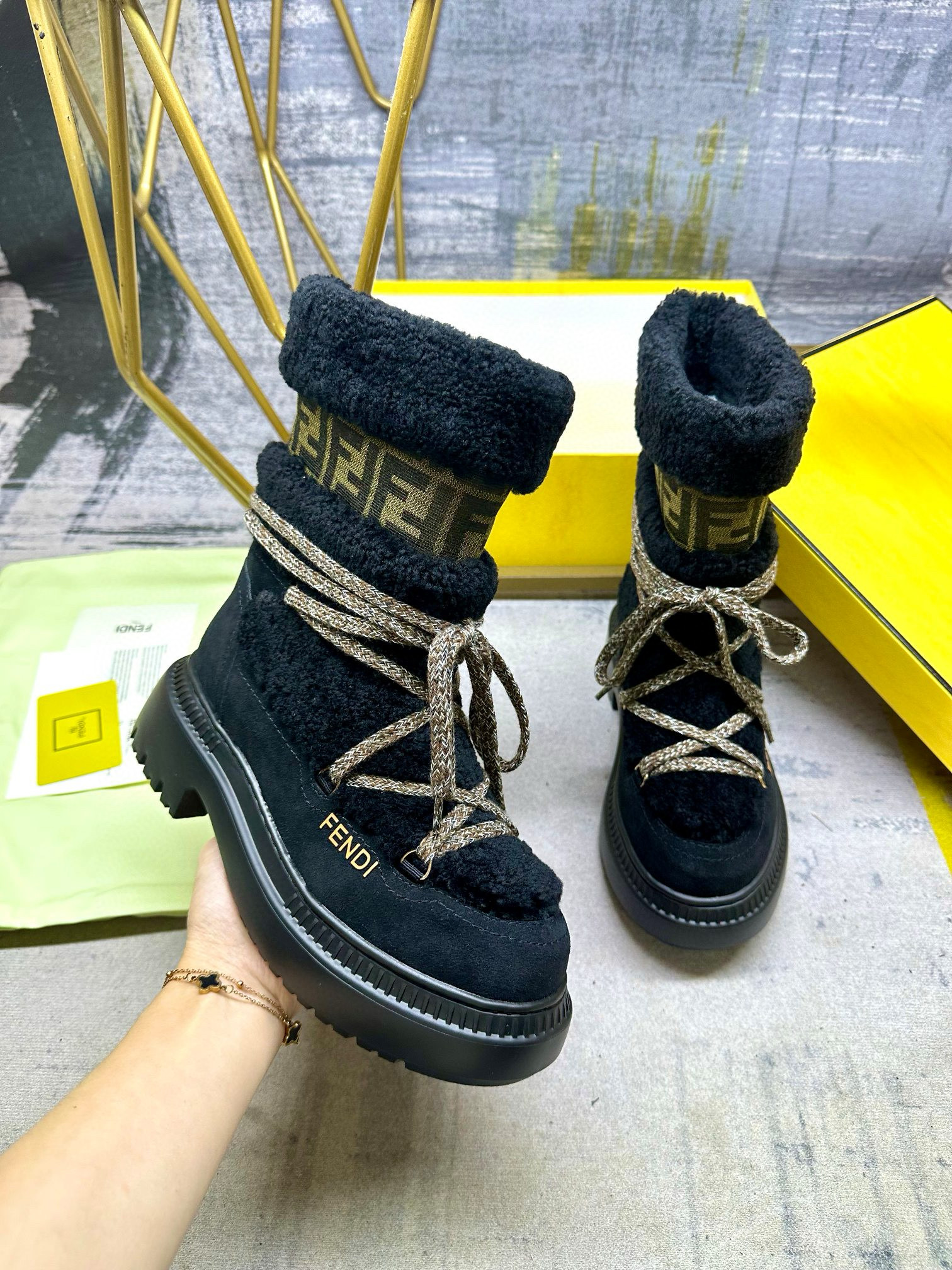 FENDI Apres-ski boots