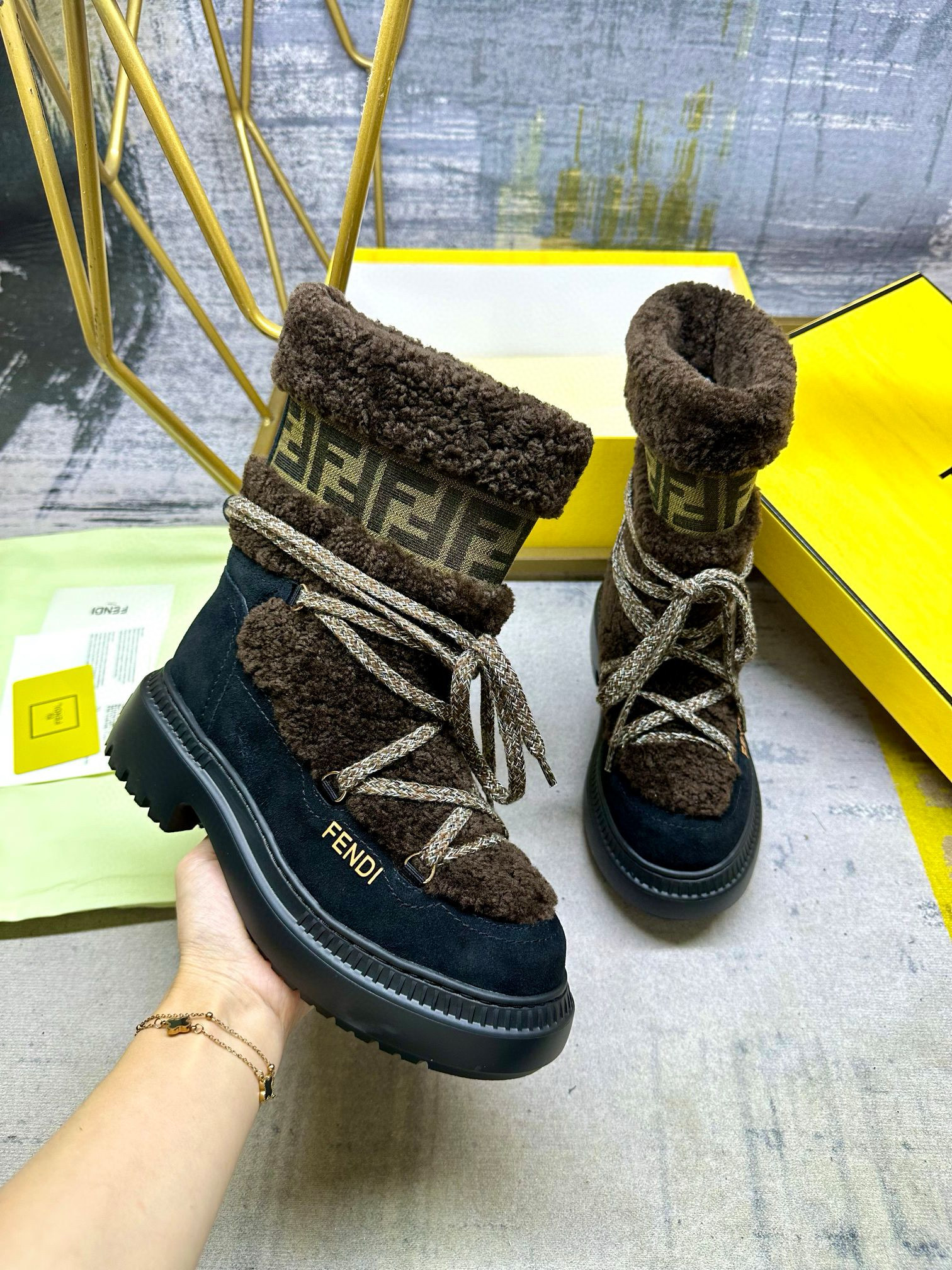 FENDI Apres-ski boots