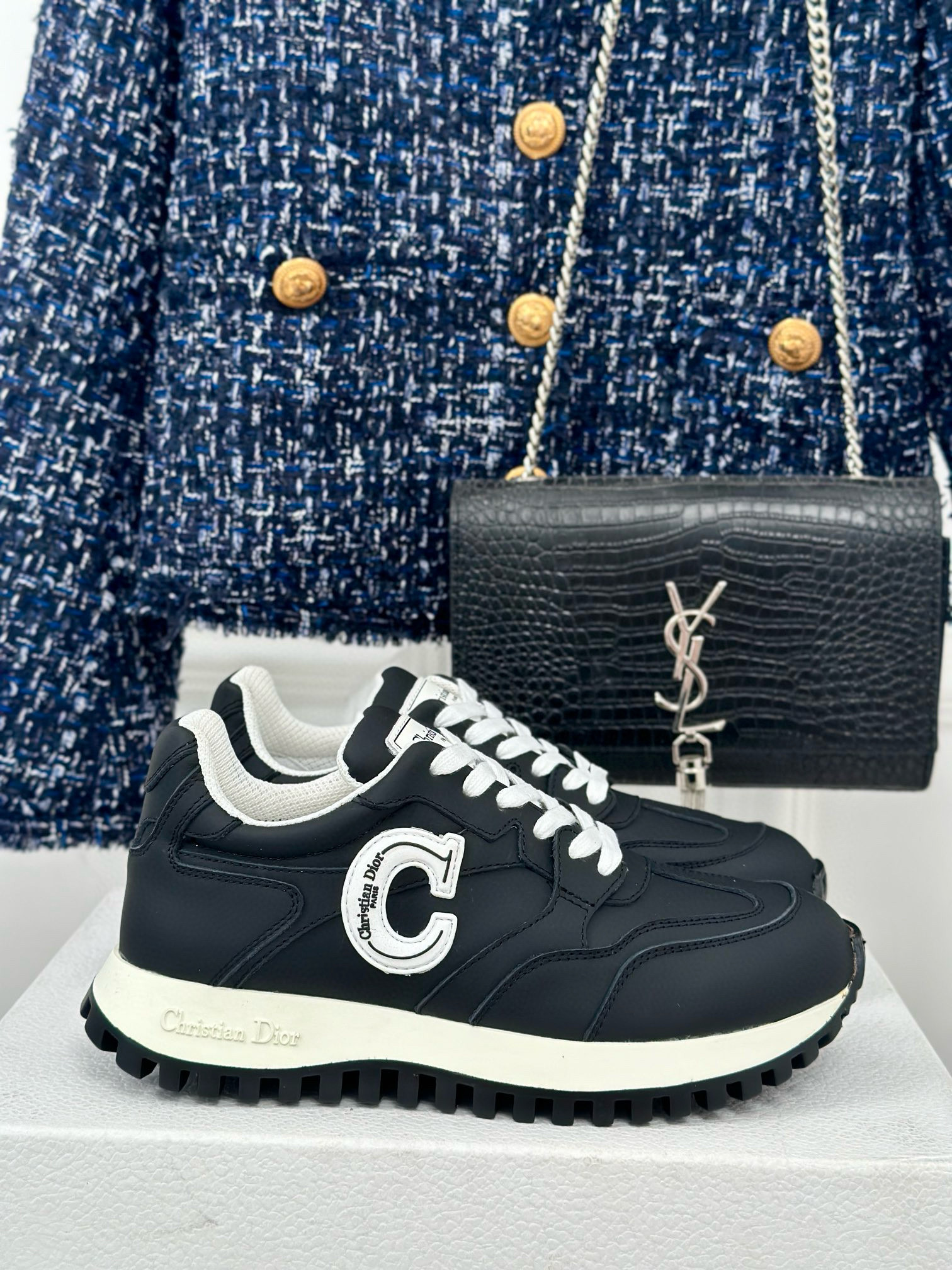 DIOR Sneakers