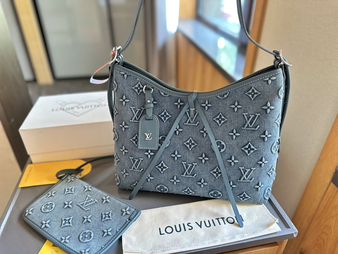 LV Carryall Handbag （30cm）