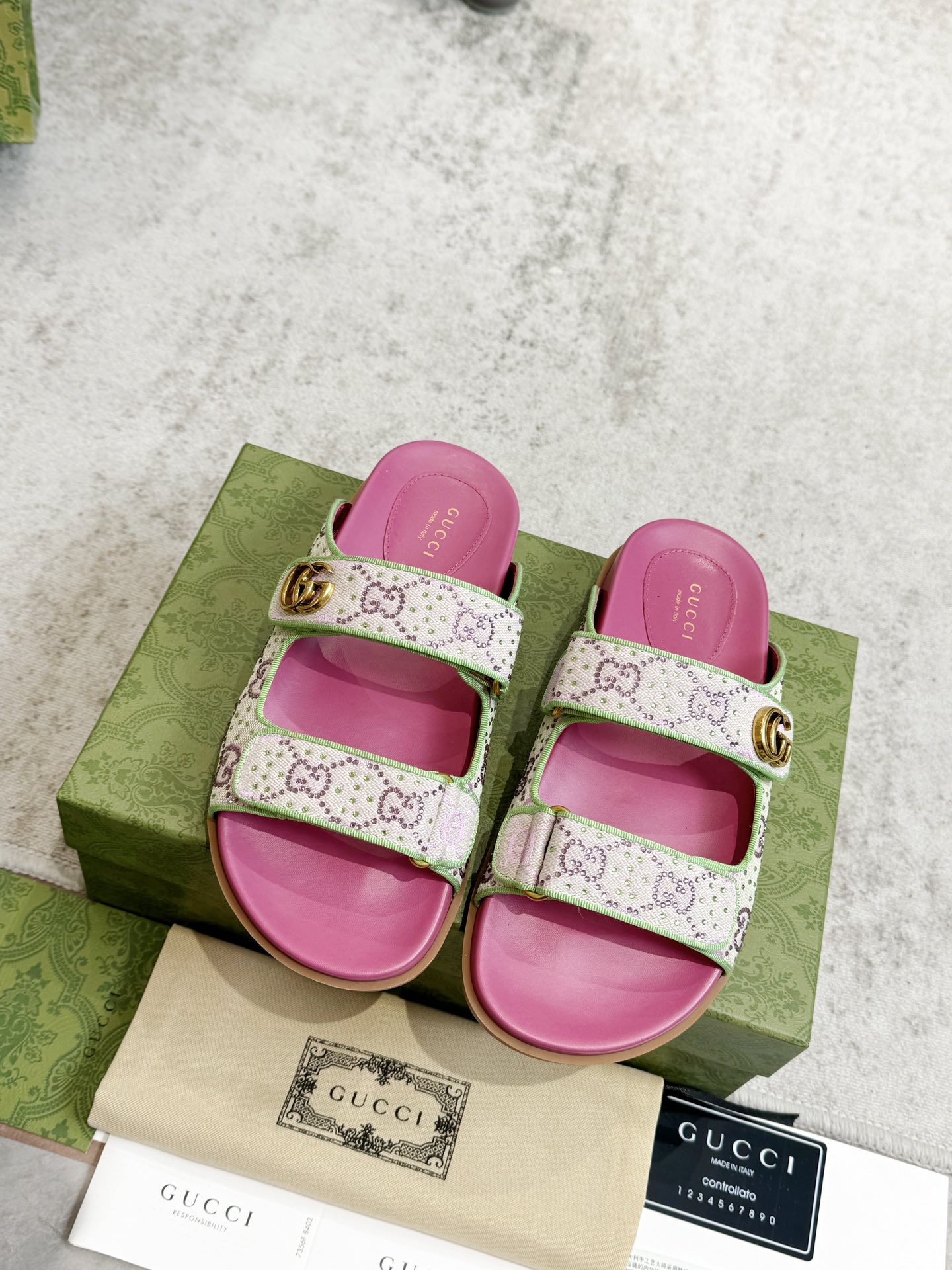 GUCCI Summer New Double G Sandals