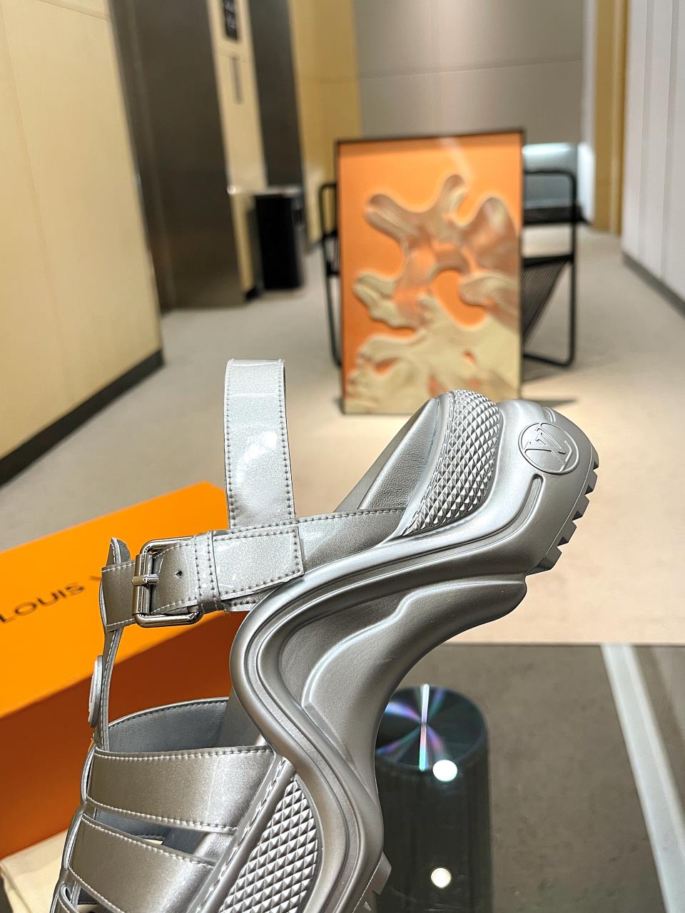 LOUIS VUITTON SANDALS