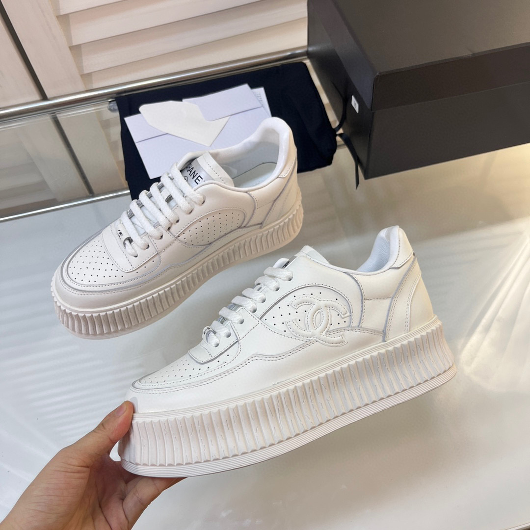 CHANEL SNEAKERS