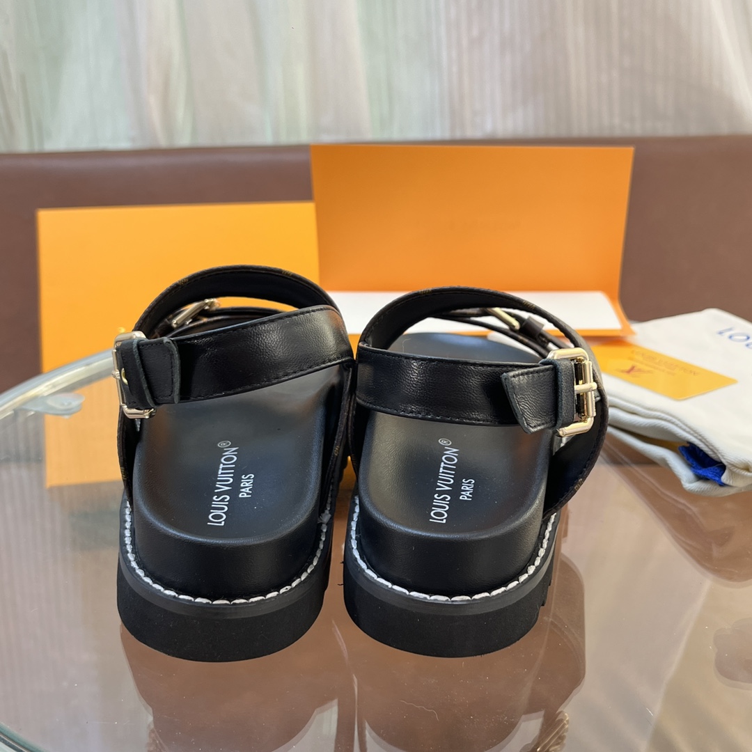 LOUIS VUITTON SANDALS