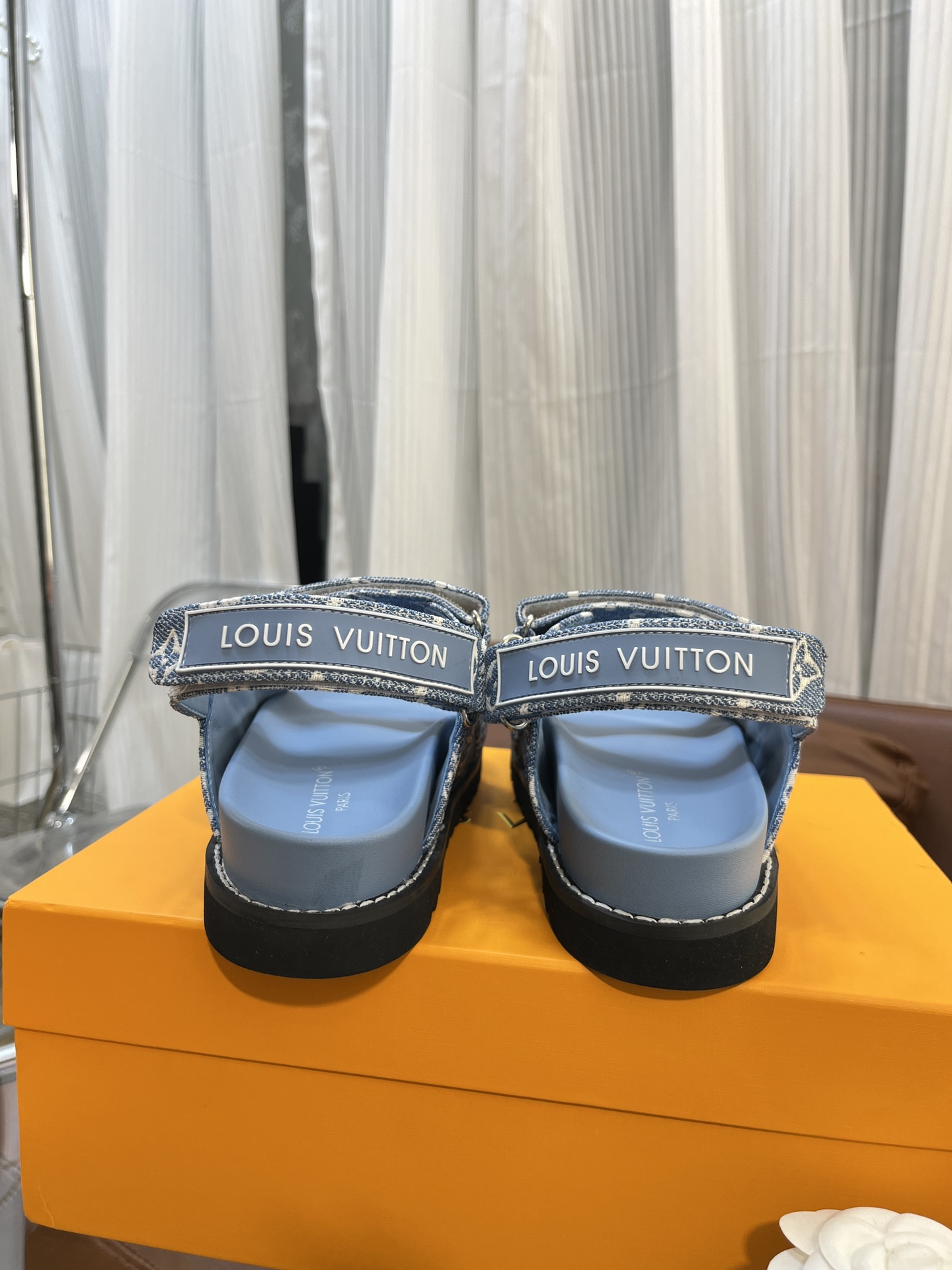 LOUIS VUITTON SANDALS