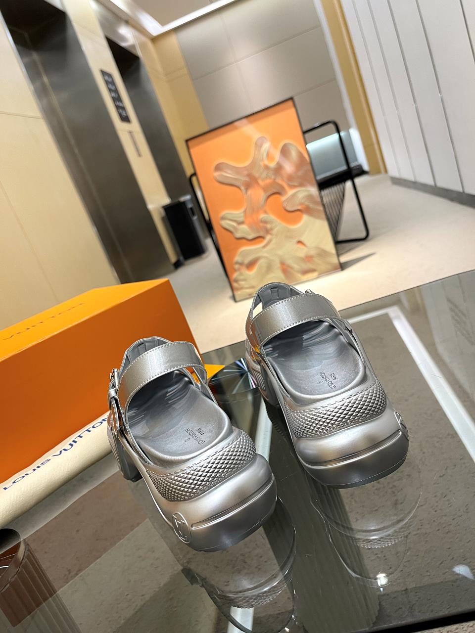 LOUIS VUITTON SANDALS